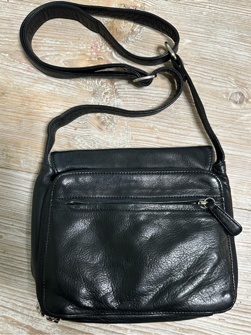Osgood Marley Black Leather Travel Crossbody Bag Multiple Compartment Adj Strap